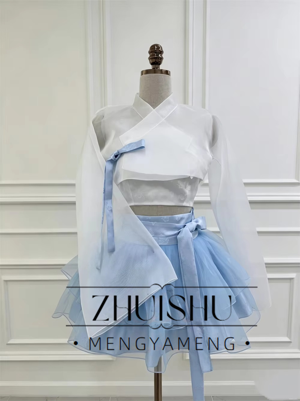 Modern Blue White 3Pcs Short C - Modern Korean Lifestyle recension och pris
