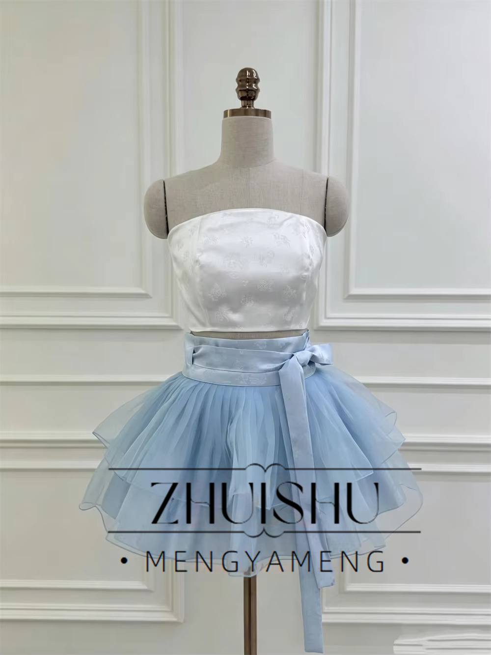 Modern Blue White 3Pcs Short C - Modern Korean Lifestyle recension och pris